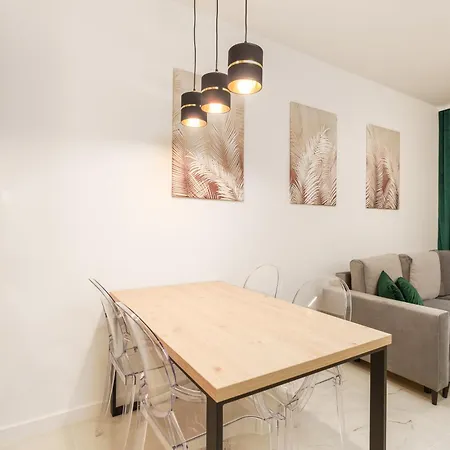 Eco Modern Iv Z Basenem Letnim By Holidaysun Poland